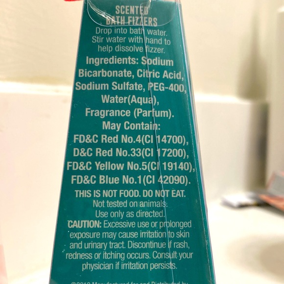 NWT set of scented bath fizzer trio. Great stocking stuffers - Picture 7 of 9